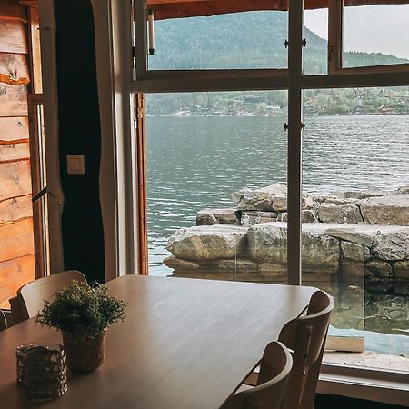 Preikestolen Panorama - Seaside Apartments Jørpeland エクステリア 写真