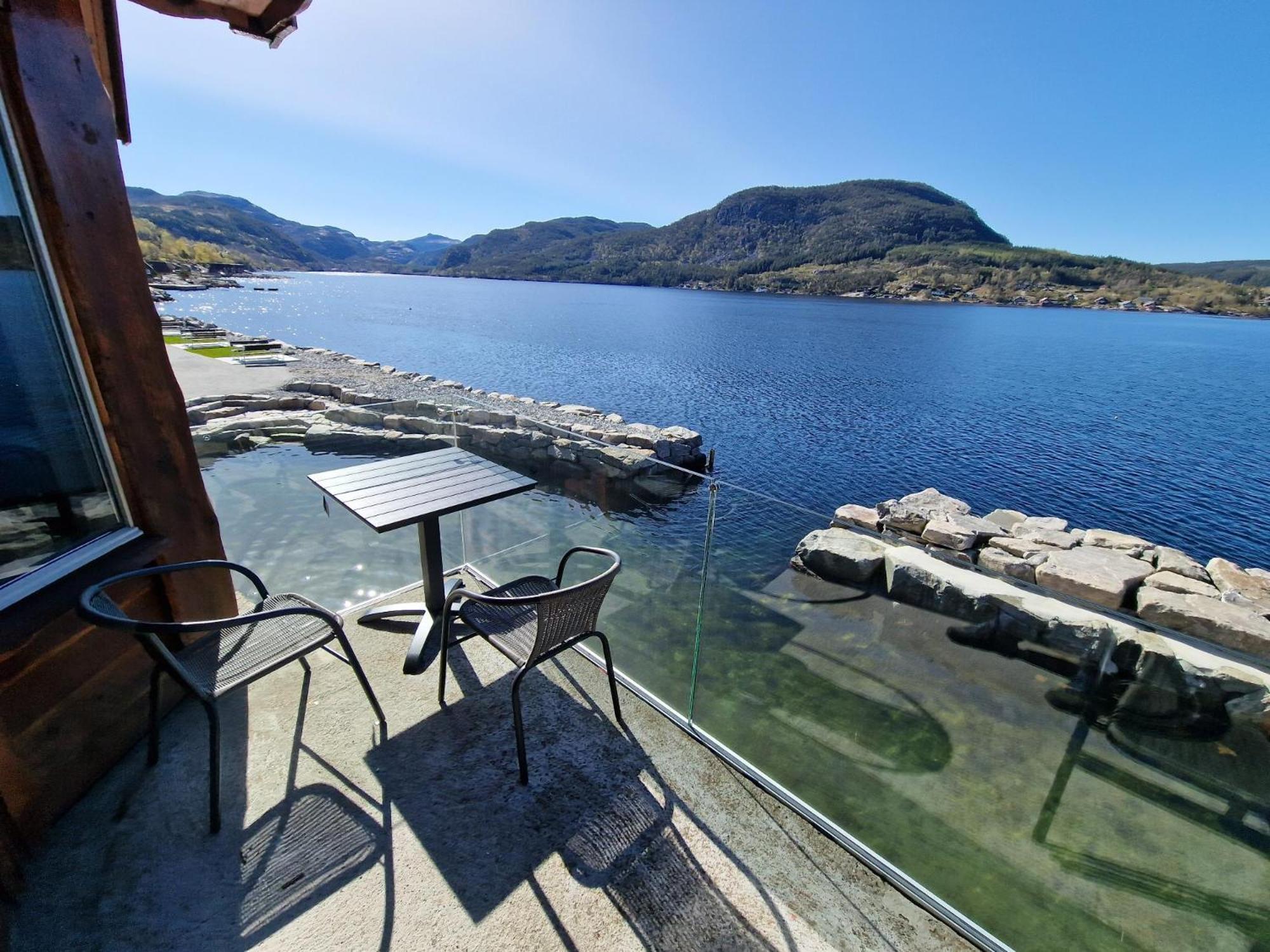 Preikestolen Panorama - Seaside Apartments Jørpeland エクステリア 写真